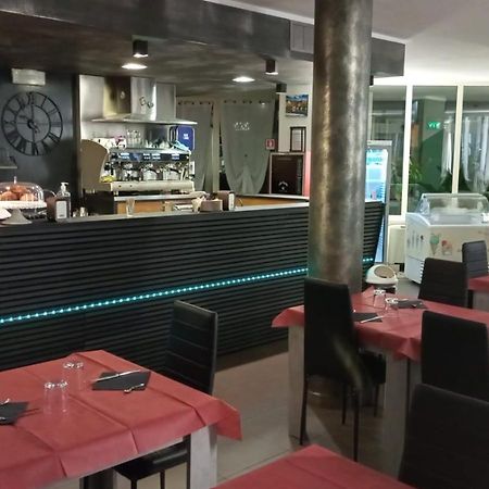 维迪娜酒店 沃尔皮亚诺 外观 照片